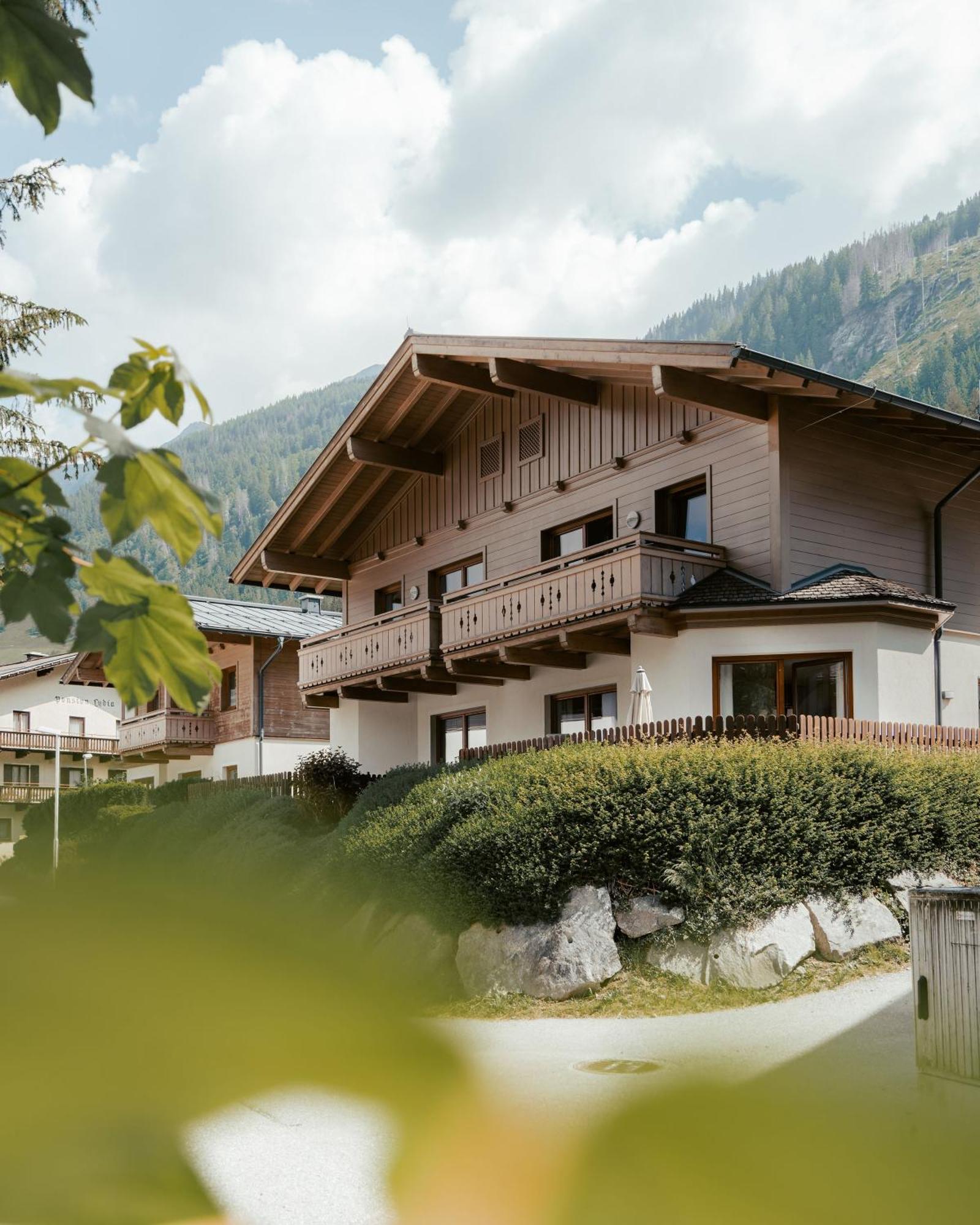 Ferienhaus Florianiweg บาดกัสไตน์ ภายนอก รูปภาพ